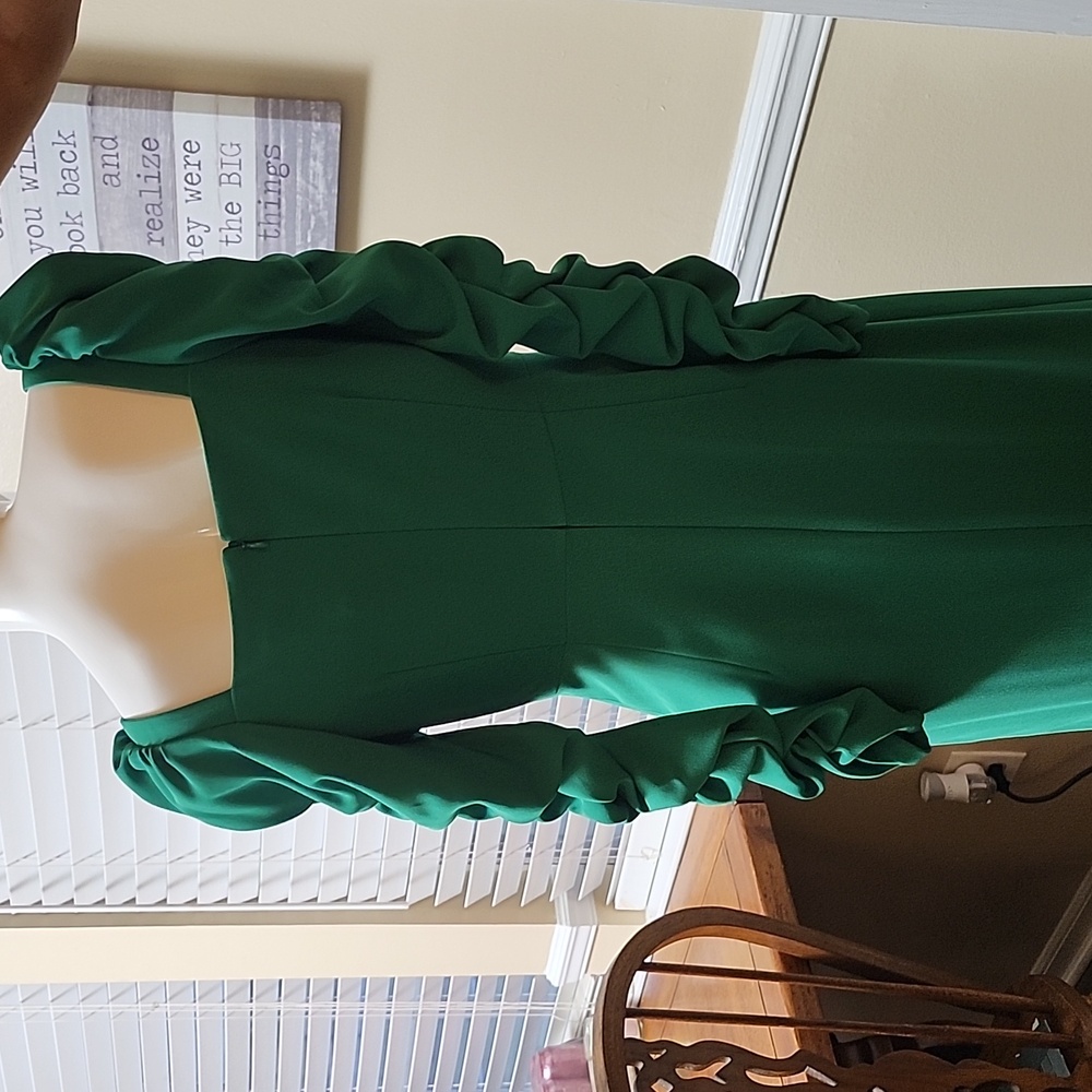 ANTONIO MELANI Vibrant Green Long Sleeve Dress - Picture 3 of 6